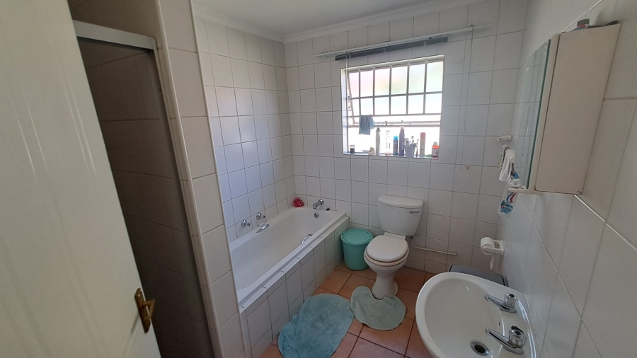2 Bedroom Property for Sale in Universitas Free State